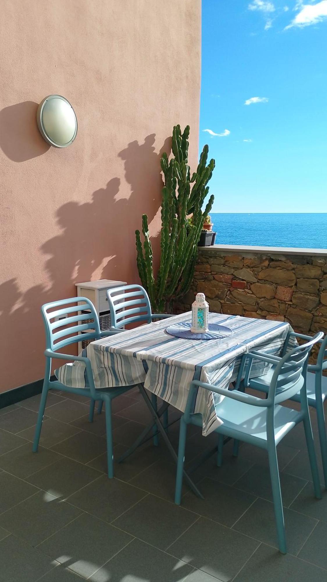 L'Incanto Divino Di Fronte Solo L'Orizzonte! Riomaggiore Exterior foto